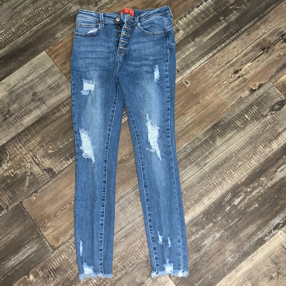 Ripped Skinny Jeans